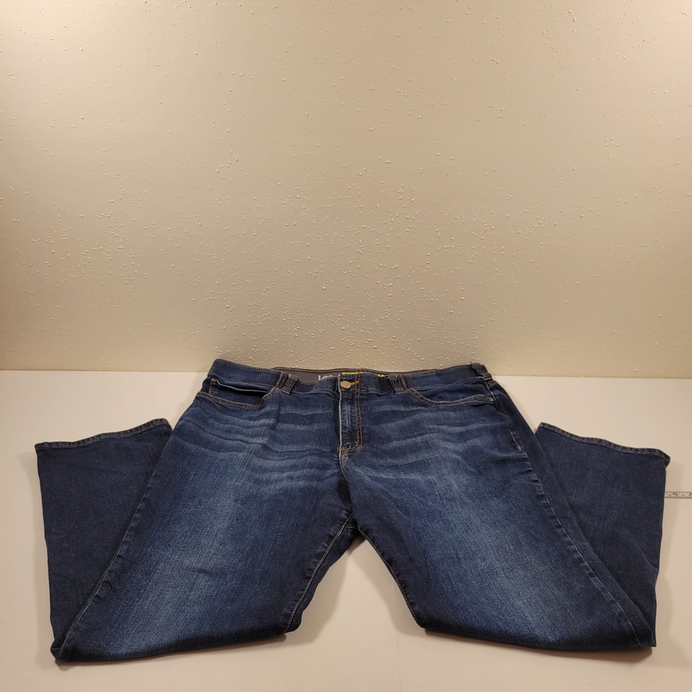 Lee Extreme Motion Jeans Mens 44x32 Blue Excellent Straight Tapered 102105051